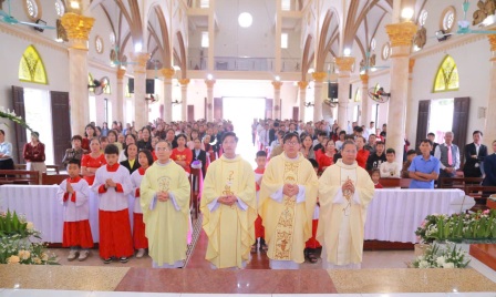 Giáo Xứ Lương Sơn Mừng Lễ Quan Thầy Và Kỷ Niệm 120 Năm Đón Nhận Hồng Ân Đức Tin