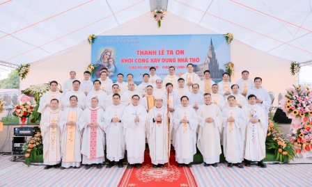 Thánh Lễ Tạ Ơn - Khởi Công Nhà Thờ Giáo Họ Hiền Nam - Giáo Xứ Lũng Hiền