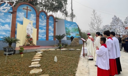 Thánh lễ tạ ơn và làm phép tượng đài Đức Mẹ tại Giáo họ Đại Lịch - Giáo xứ Mỹ Hưng