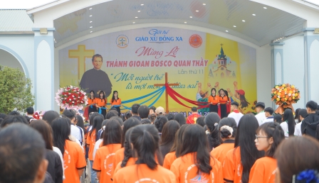 Giới Trẻ Giáo Xứ Đồng Xa Mừng Lễ Quan Thầy Thánh Gioan Don Bosco