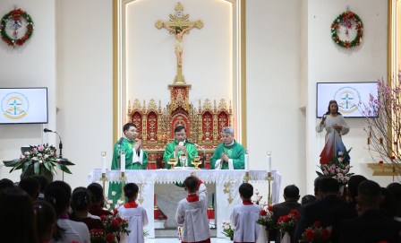 Giáo xứ Sơn Đông: Thánh lễ Tạ ơn mừng kỷ niệm hôn nhân – Chứng tá tình yêu trung tín trong ngày Valentine