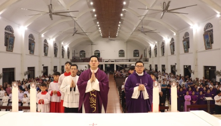 Giáo xứ Hoàng Xá: Thánh lễ Chúa nhật II Mùa Chay và chia tay Cha phó Phanxicô Xaviê Lê Văn Tiến