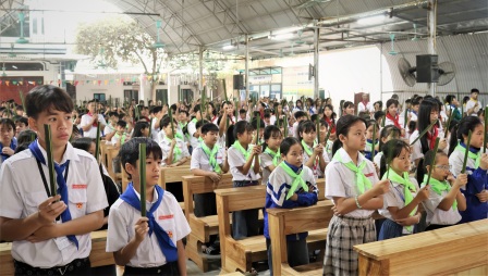 Giáo xứ Trại Sơn​: Thánh Lễ Lá Khai Mạc Tuần Thánh 2026