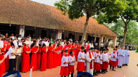 Thứ Năm & Thứ Sáu Tuần Thánh Tại Giáo Xứ Phú Nghĩa