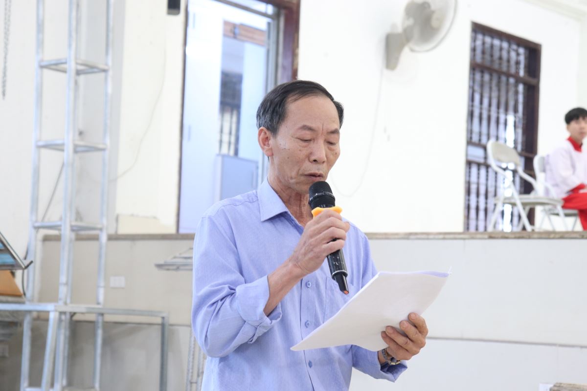 Đại diện Ban tổ chức kỳ thi: Kinh nguyện - Giáo lý - Kinh Thánh công bố kết quả kỳ thi mừng Đại lễ Phục Sinh