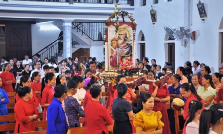 Hội Doanh Trí Giáo xứ Trại Sơn mừng lễ quan thầy