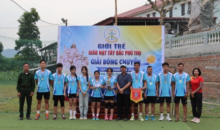Giới Trẻ Giáo Hạt Tây Bắc Phú Thọ: Tổ Chức Giải Bóng Chuyền Hiệp Hành 2026 Tại Giáo Xứ Hương Tran