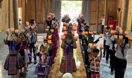 Chuẩn xứ Văn Bàn khai mạc Tháng Hoa kính Đức Mẹ: Cùng Mẹ Maria sống ơn gọi môn đệ thừa sai