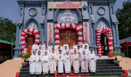 Giáo Họ Xuân Tiến – Giáo xứ Xuân Thành: Đêm hoan ca và Thánh Lễ Khánh Thành Nhà Thờ