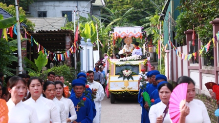 Thánh Lễ Kính Mình Và Máu Thánh Chúa Kitô Và Cung Nghinh Thánh Thể Tại Giáo Xứ Hiền Quan