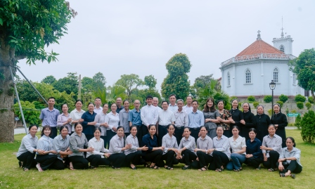 Giáo lý viên Giáo phận Hưng Hóa thường huấn tại Trung tâm Mục vụ Hà Thạch