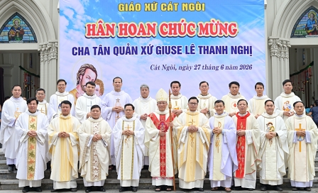 Giáo xứ Cát Ngòi:  Thánh lễ Tạ ơn và Nghi thức Nhậm chức Quản xứ của cha Giuse Lê Thanh Nghị