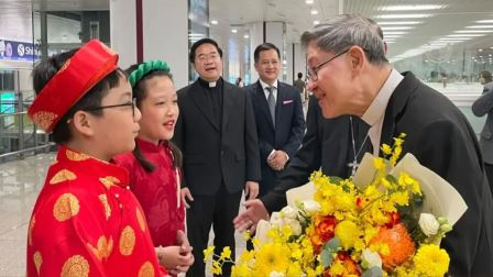 Đức Hồng Y Luis Antonio G. Tagle – Tổng Trưởng Phân Bộ Khởi Đầu Loan Báo Tin Mừng, Đặc Sứ Của Đức Thánh Cha – Đã Đến Việt Nam