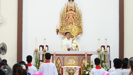 Giáo Xứ Sơn La Chầu Mình Thánh Chúa Thay Giáo Phận