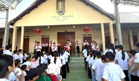 Giáo Xứ Tân Quang: Hội Chợ Hè Thiếu Nhi