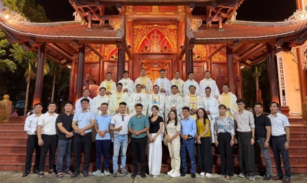 Anh Em Nhà 03 Phùng Khoang Mừng Lễ Quan Thầy Thánh Augustinô Tại Giáo Xứ Hoàng Xá