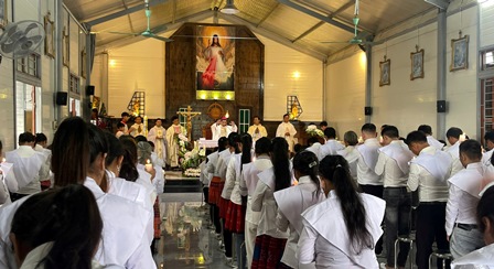 Đèo Chẹn: Ngày hồng ân với 85 anh chị em gia nhập Hội Thánh và 37 em lãnh nhận Bí tích Thêm Sức