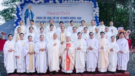 Giáo xứ Hương Tran: Thánh lễ Tạ Ơn và Nghi thức Tuyên xưng Đức tin lãnh nhận sứ vụ Giám đốc Cộng thể Don Bosco Hương Tran