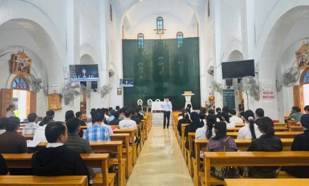 Giáo Hạt Nghĩa Lộ Thường huấn Giáo lý viên tại Giáo xứ Vĩnh Quang